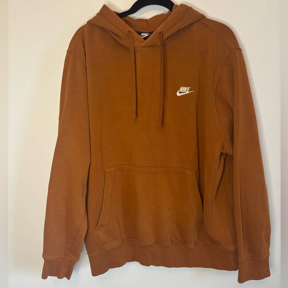 Nike Club Fleece Sportswear Men's Rust Cognac Color  Pullover Hoodie Size Large